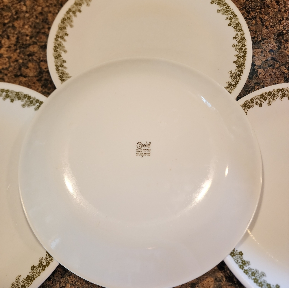 Corelle 10" Crazy Daisy Plates, Set of 4 - Picture 5 of 5
